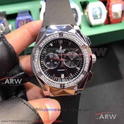 Perfect Replica ZY Factory Hublot Classic Fusion Stainless Steel Case Diamond Bezel 42mm Watch